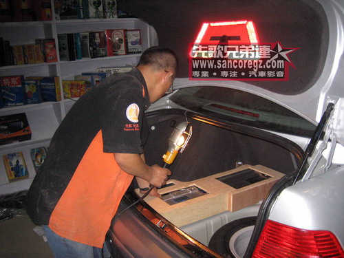 ���������װ